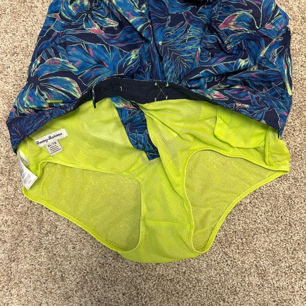 Tommy Bahama Men's XL Blue Tropical Floral Swim Trunks Board Shorts Mesh Lined